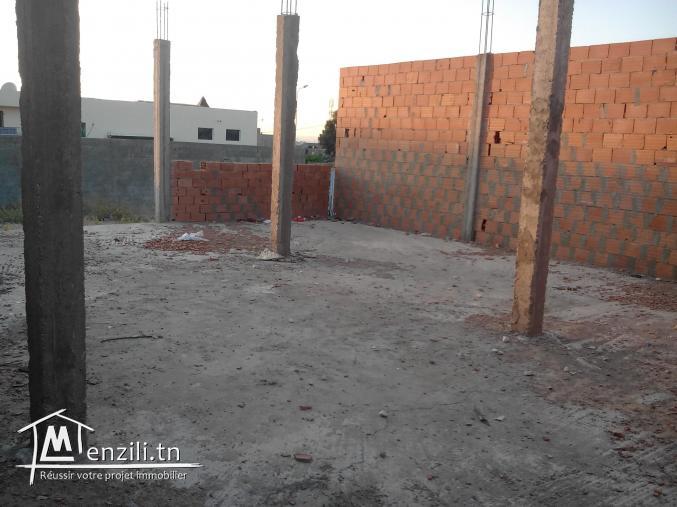 Maison inachevée à vendre