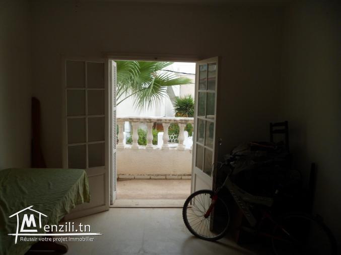 A vendre une villa a résidence ennasr mnihla ariana