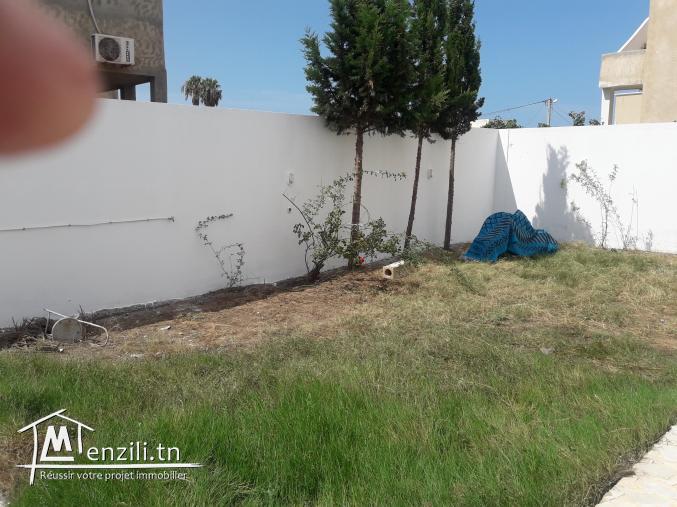 Villa 2 niveaux a louer