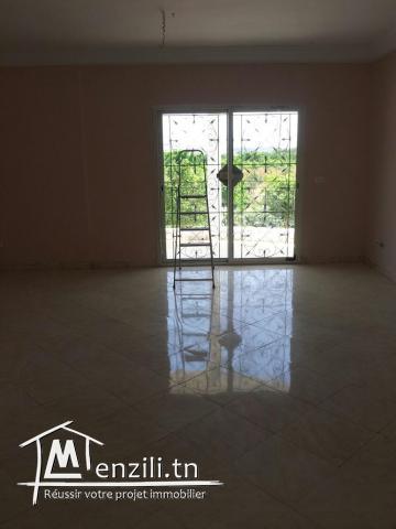 A louer étage villa a jardins de carthage