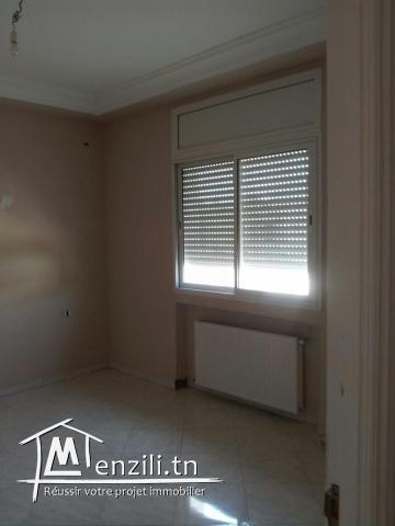 A louer étage villa a jardins de carthage