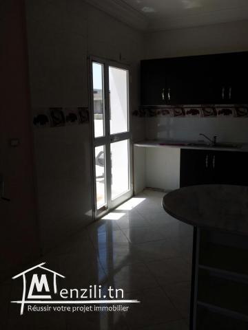 A louer étage villa a jardins de carthage