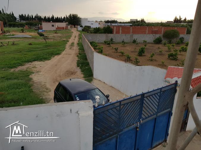 Très bonne occasion au Cap-Bon terrain agricole avec villa dans un cartier Calme