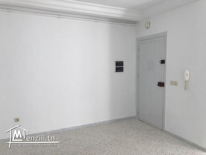 Super s3 avec balcon et sechoir a diar ben mahmoud