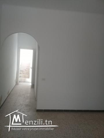 A Sousse Une maison duplex a vendre de 4 pieces