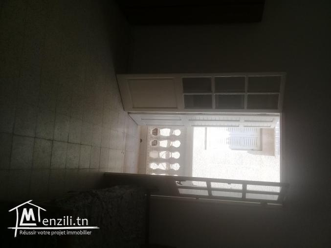 A Sousse Une maison duplex a vendre de 4 pieces