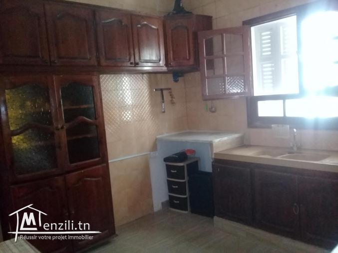 A louer villa spacieuse EL Mourouj4