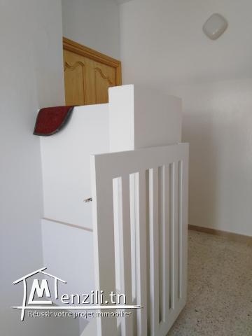 Étage de villa à louer  à route Menzel chaker km 3.5
