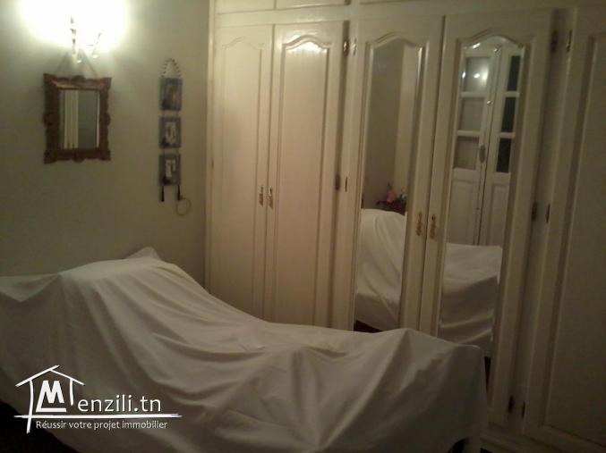 VENDS BELLE VILLA A RADES