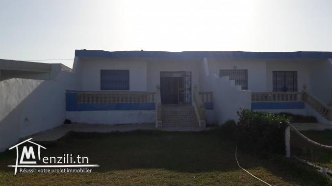 villa a 1ere position à la plage kerkouane