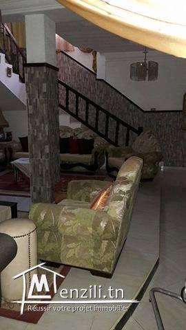 دار للبيع وسط مدينة منزل بورقيبة