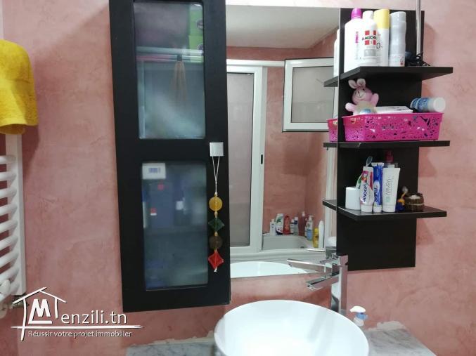 Appartement S+3 avec parking sous sol