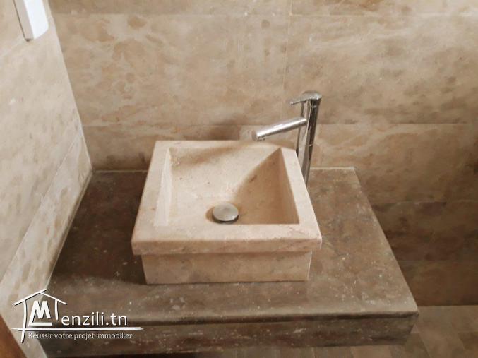 Location appart S+2 de haut standing à La Soukra