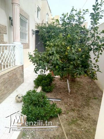 Grande maison sur terrain de 310 m2