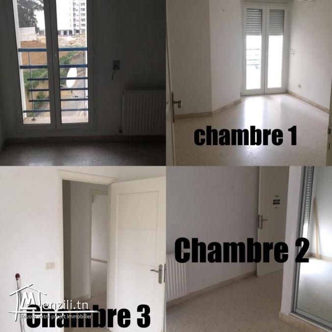Appart trois chambre a coucher 2 salle de bain