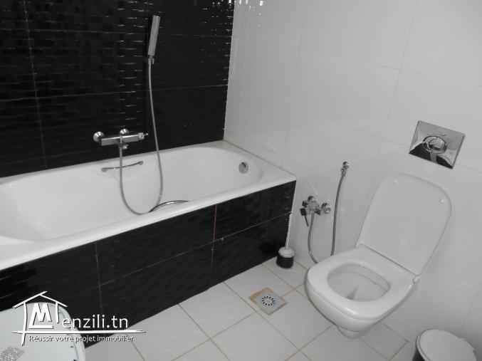 Villa à deux étages indépendants