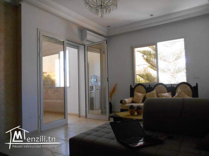 Villa à deux étages indépendants