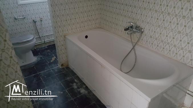 sybVLS3 villa à louer à Gammarth coté café journal