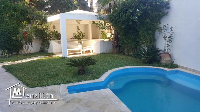 sybVLS5 villa à louer à Gammarth coté Golden Tulipe
