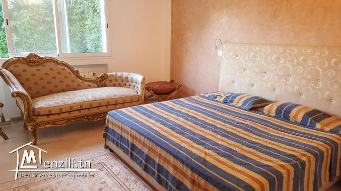 sybVLS5 villa à louer à Gammarth coté Golden Tulipe