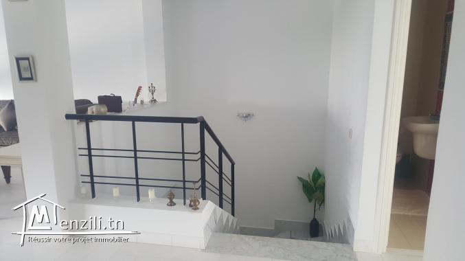 sybDVS9 Duplex à vendre à Gammarth supérieur