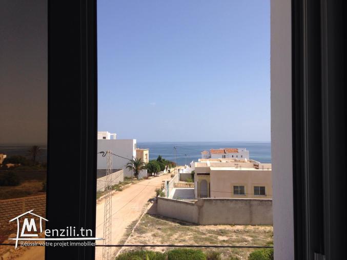 Étage de maison bon standing jamais habité à HERGLA