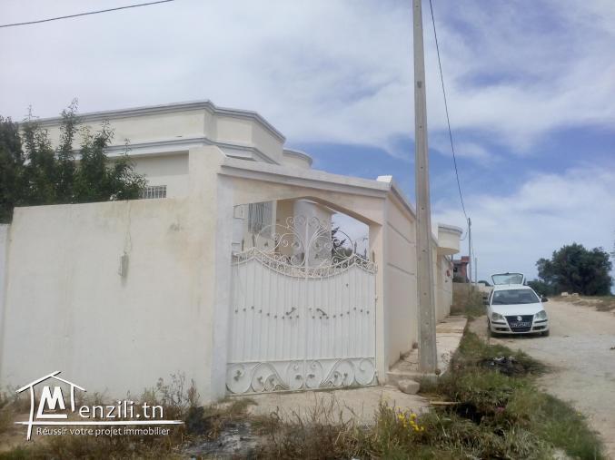 Villa a vendre Sur un terrain de443m2 