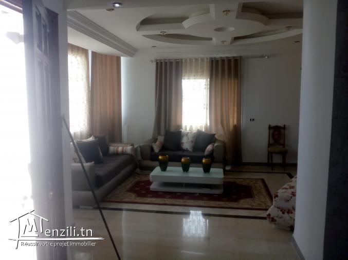 Villa a vendre Sur un terrain de443m2 