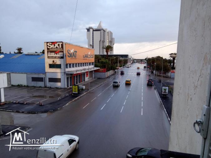 Avenue de Ghana façe Mint du Commerce
