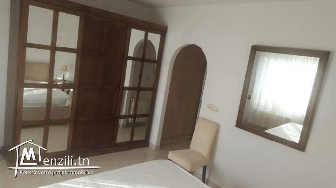 sybDLM6 Duplex à louer à la Marsa