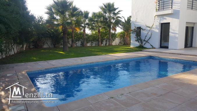 sybRDCLS15 Rez de chaussée à louer à Le golf à Gammarth