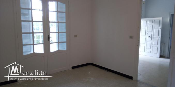 sybRDCLZ6 Rez de chaussée à saisir en location à El Wifak La Marsa les Pins