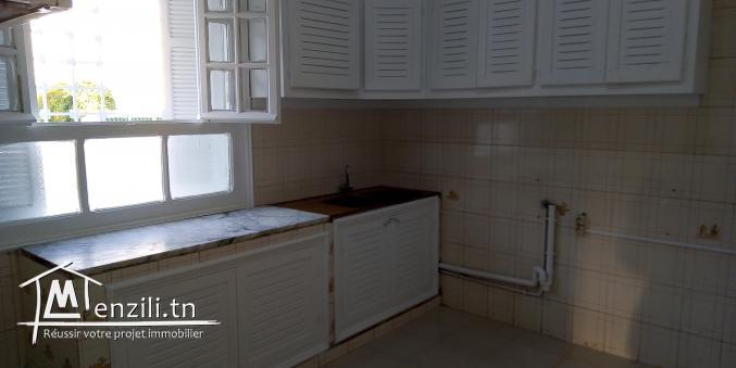 sybRDCLZ6 Rez de chaussée à saisir en location à El Wifak La Marsa les Pins