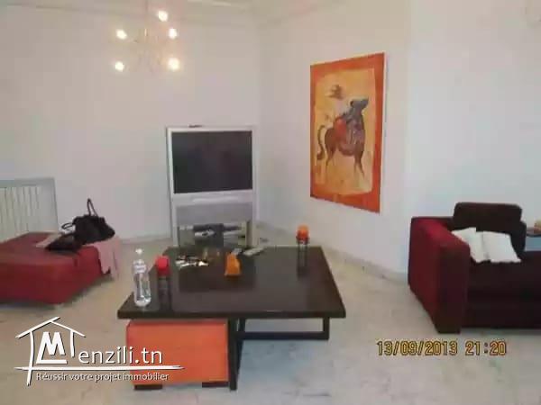 sybALZ7 Appartement meublé à louer à la Marsa