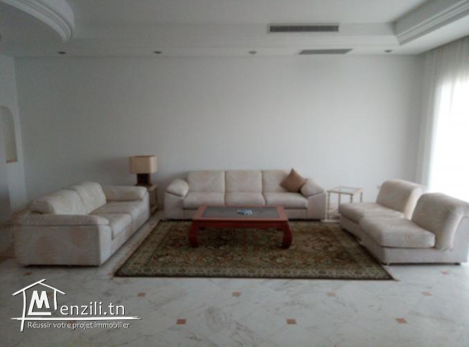 appartement front lac