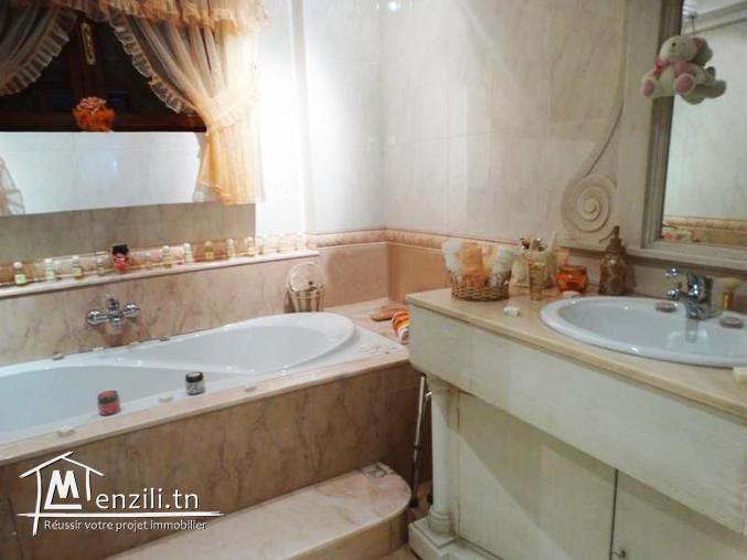 Villa a la soukra chotrana 2