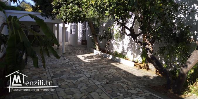 villa a louer a marsa corniche