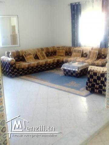 Une villa fait le coin(s+4)à cité lhidhab fouchana