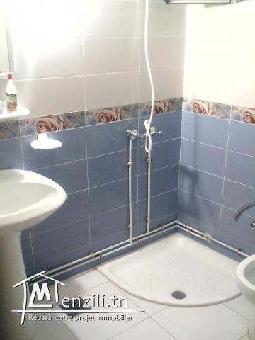 Une villa fait le coin(s+4)à cité lhidhab fouchana