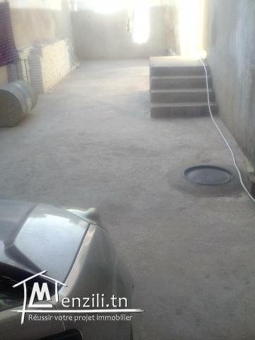 Une villa fait le coin(s+4)à cité lhidhab fouchana