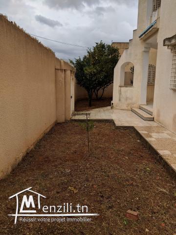 À vendre très belle villa, deux étages, cité Errafaha, Mnihla Ariana