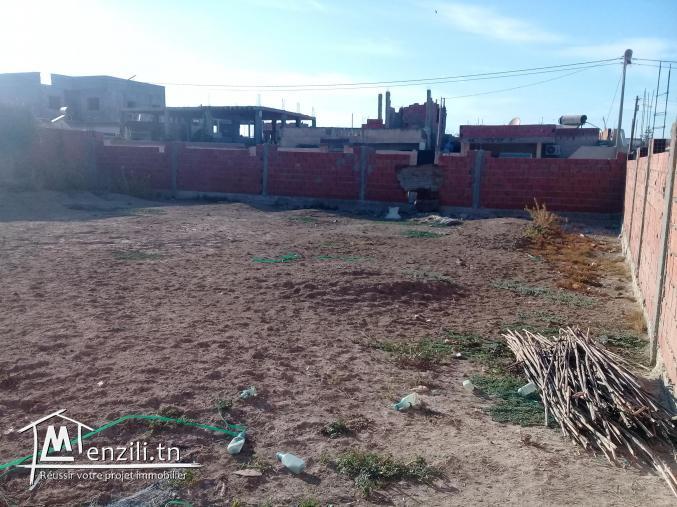 أرض سكنيةموجودة في قنطرة بنزرت مساحتهاد