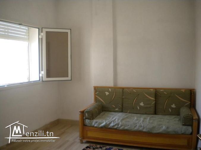 Une maisonnette de 120 m² sur un terrain de 150 m² à 215.000 DT à El Mrezka