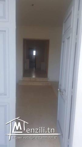 a louer villa / mois