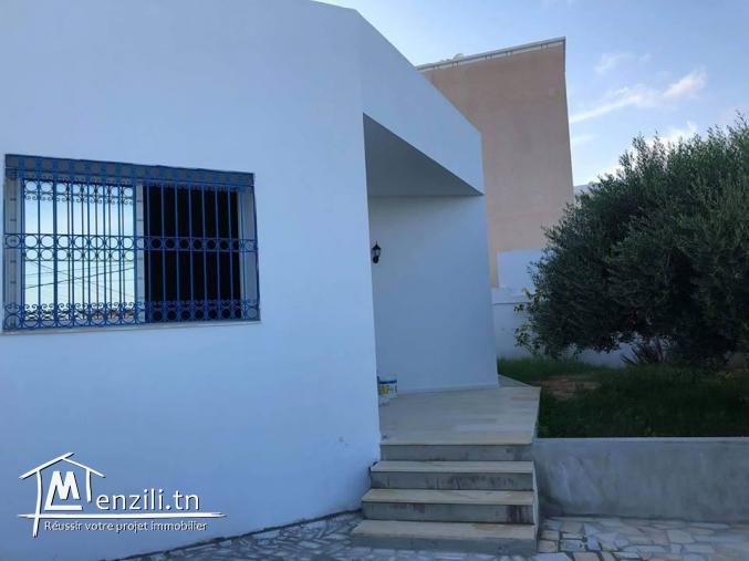 a louer villa / mois