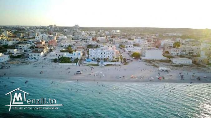 Villa à Mahdia (Salakta) à côté de la plage, état neuf (275 mille négociables)
