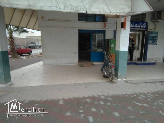 فرصة للبيع مشروع تجاري سكني في طريق السلطنية كم 4,5