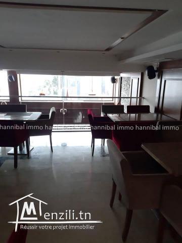 Cause départ vend Fond de commerce restaurant au cœur de la Marsa en pleine activité