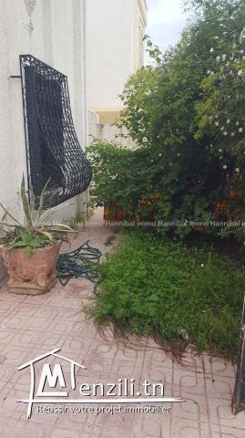 A vendre un duplex s+4 à la Marsa cité el khalil