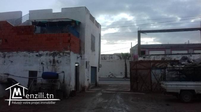 un entrepôt plus plusieurs Immobilier